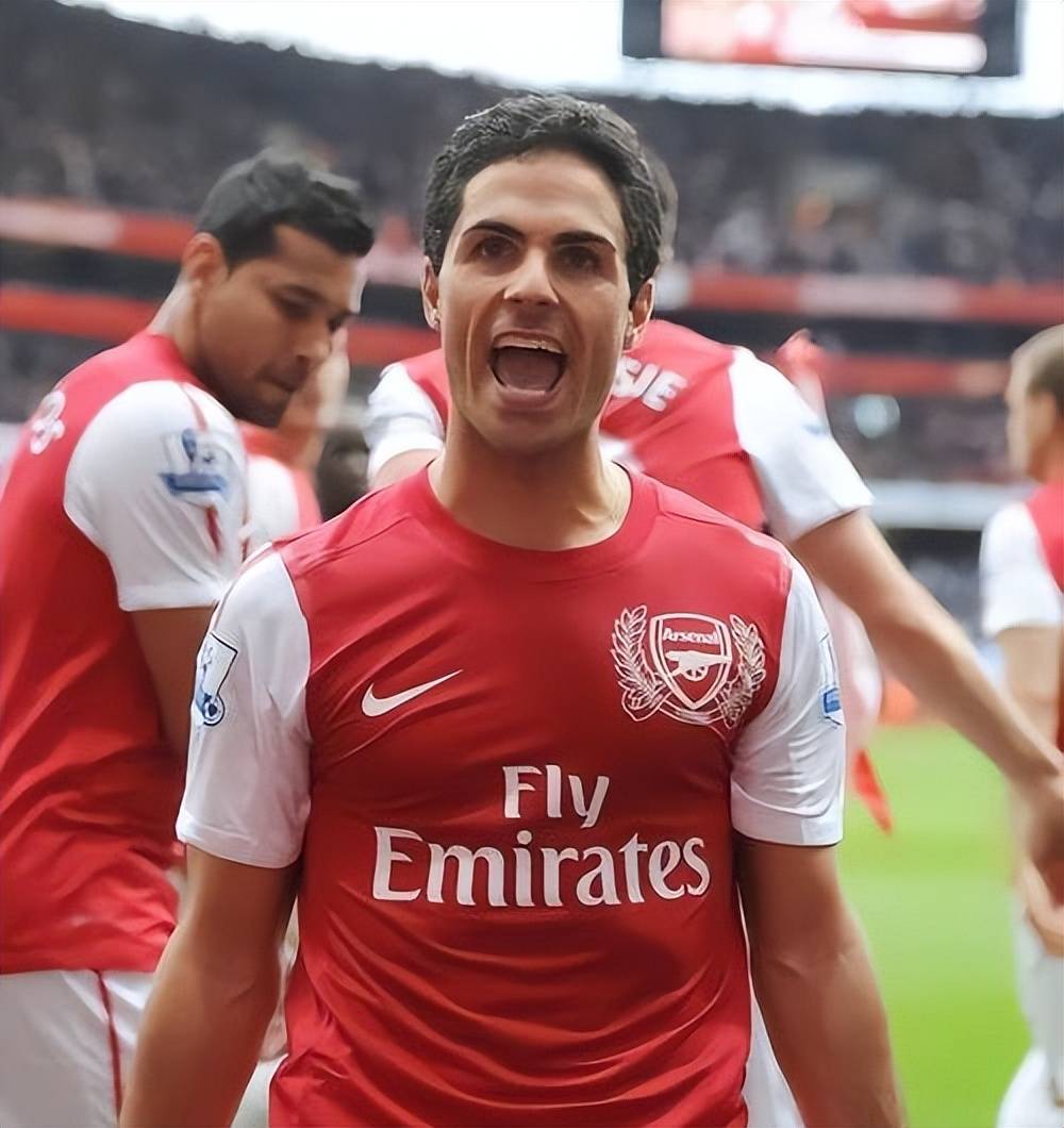 包含德甲今夜再迎强敌，摩纳哥再遭质疑，主帅态度——更衣室稳定，年轻球员得到机会的词条